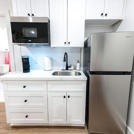 Pastel Tropics Studio Apartment Galveston Dış mekan fotoğraf